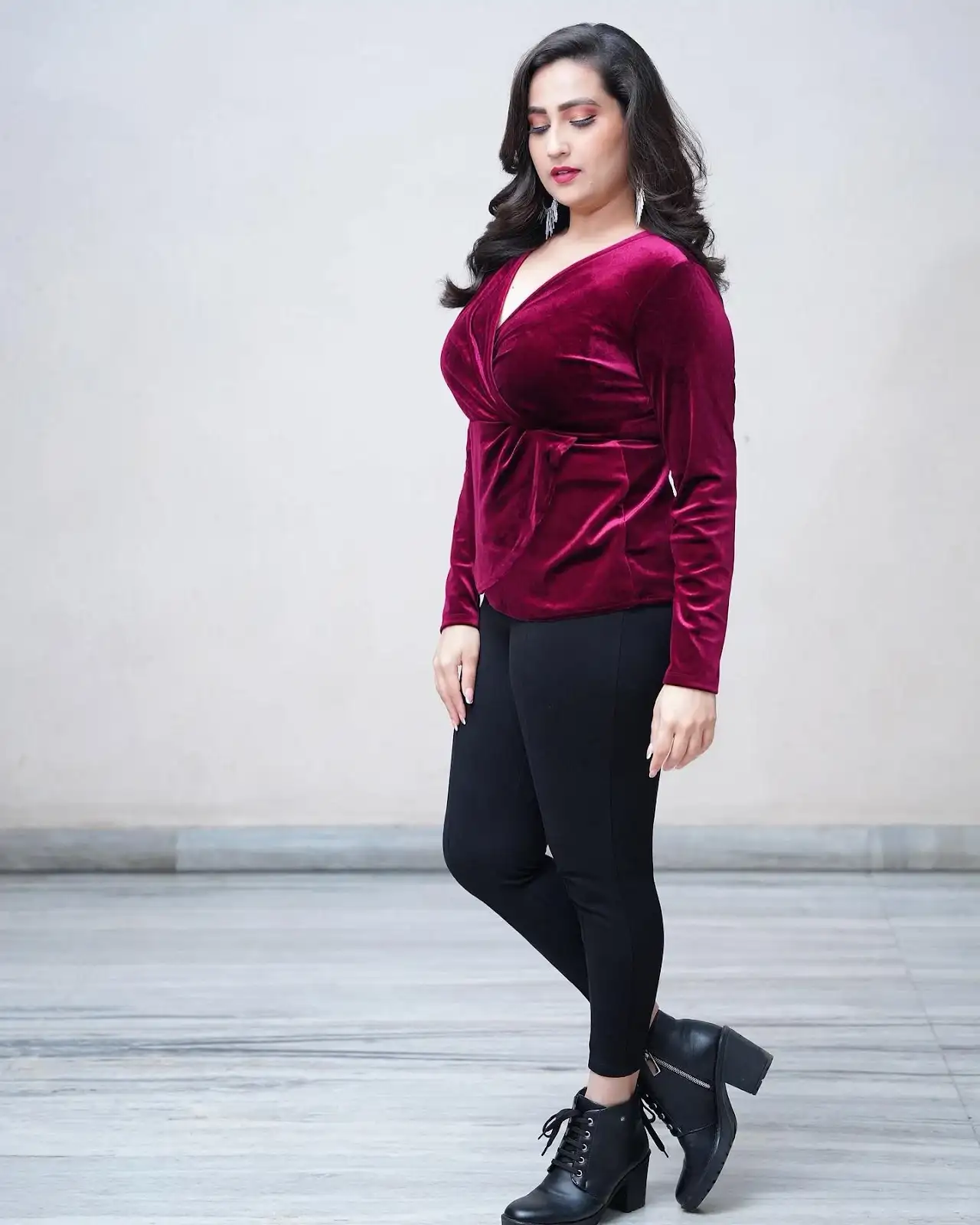 South TV Actress Rampalli Manjusha in Maroon Top Jeans